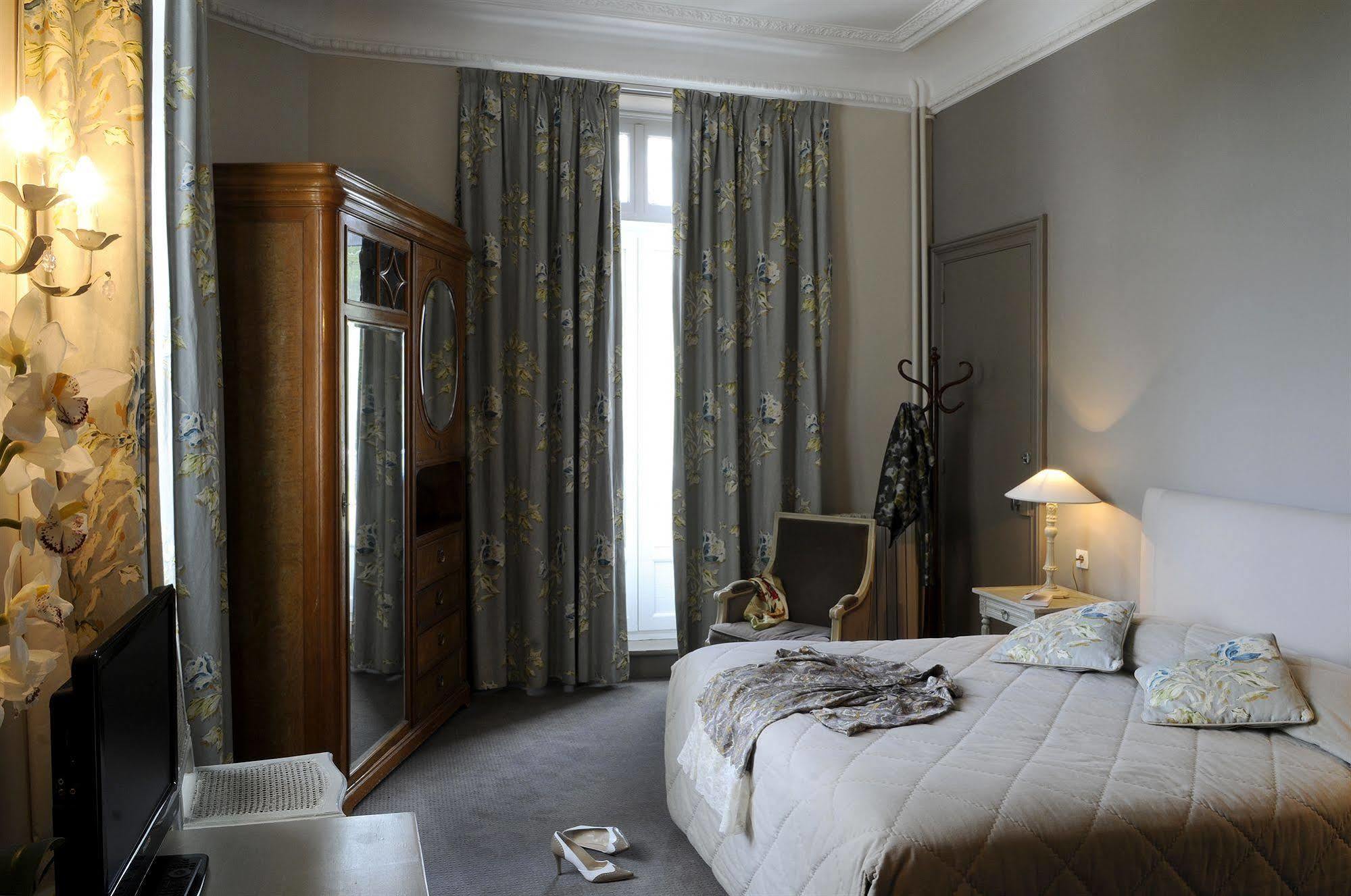 Splendid Hotel By Popinns Châtel-Guyon Kamer foto